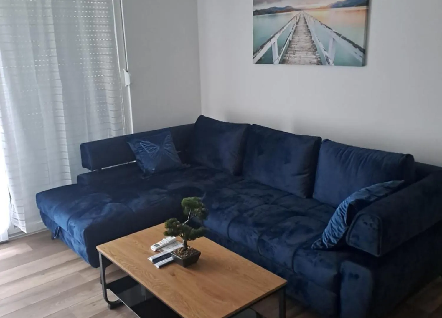 Sunny Moon Apartment Split