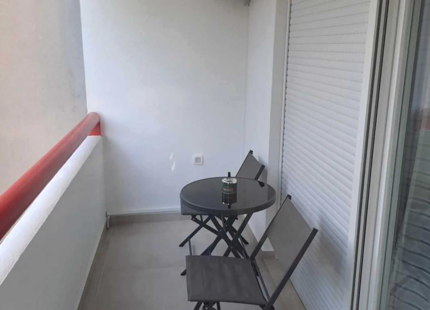 Sunny Moon Apartment Split 0*,
